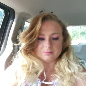 Natilda webcam girl live sex
