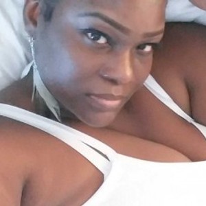 Blackvylet's profile picture – Girl on Jerkmate