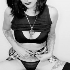 InkedLena's profile picture – Girl on Jerkmate